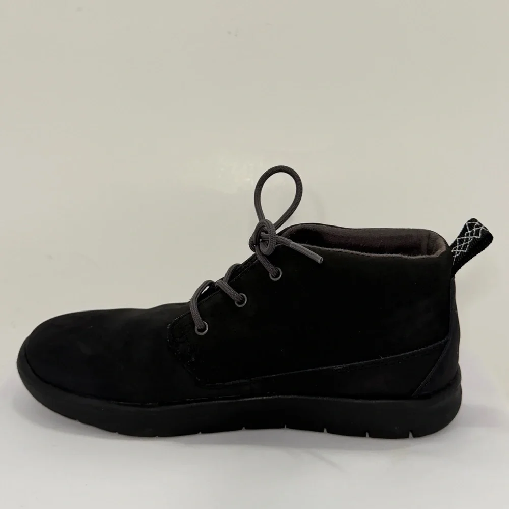 UGG Canoe Chukka Boots Black